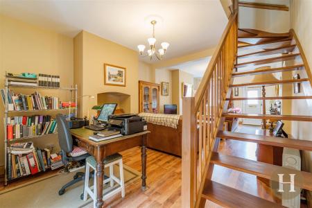 Hadleigh Estate Agents-5.jpg