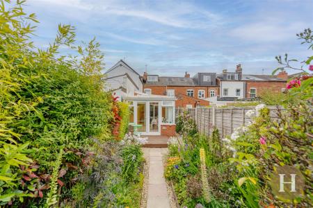 Hadleigh Estate Agents-31.jpg