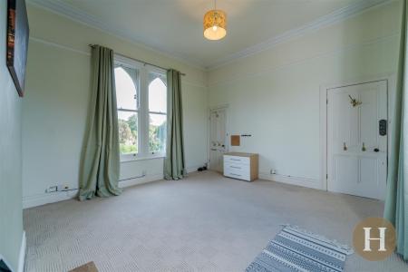 Hadleigh Estate Agents-14.jpg