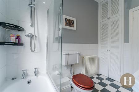 Hadleigh Estate Agents-22.jpg