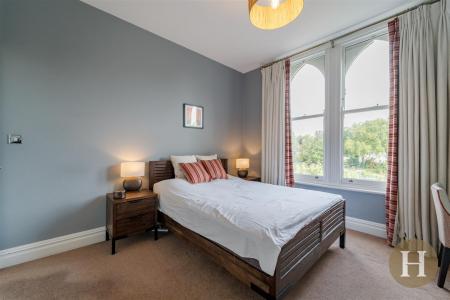 Hadleigh Estate Agents-7.jpg