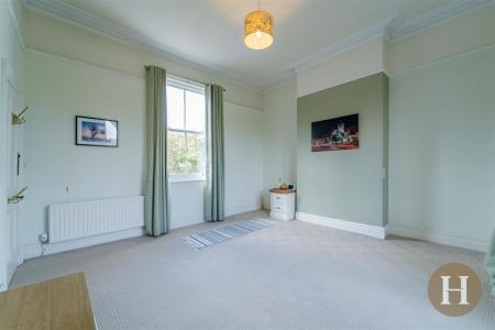 Hadleigh Estate Agents-15.jpg