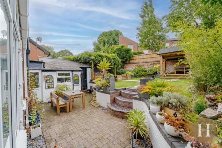 Hadleigh Estate Agents-53.jpg