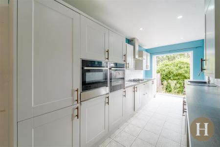 Hadleigh Estate Agents-42.jpg