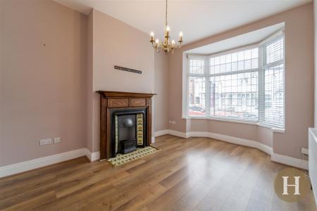 Hadleigh Estate Agents-29.jpg