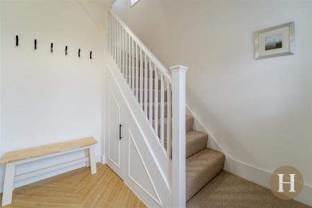 Hadleigh Estate Agents-19.jpg