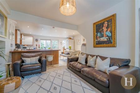 Hadleigh Estate Agents-2.jpg