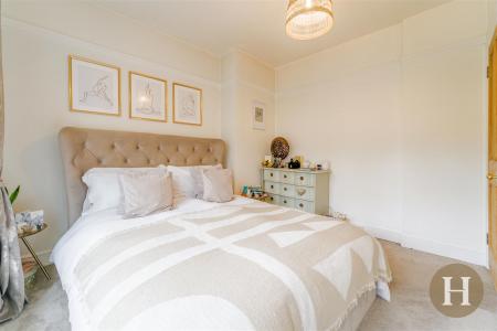 Hadleigh Estate Agents-17.jpg