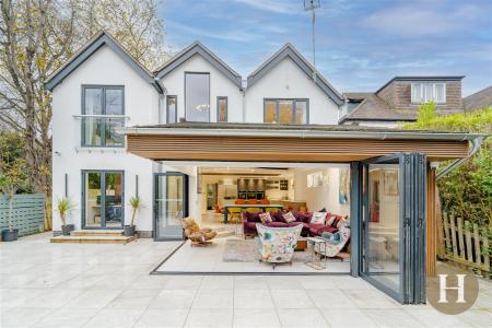 Hadleigh Estate Agents-70.jpg