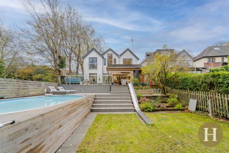 Hadleigh Estate Agents-79.jpg