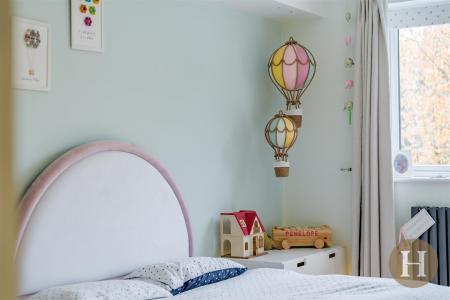 Hadleigh Estate Agents-46.jpg