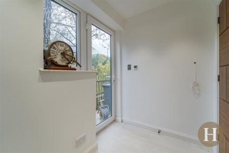 Hadleigh Estate Agents-83.jpg