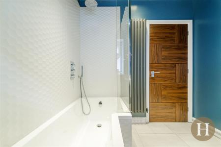 Hadleigh Estate Agents-26.jpg