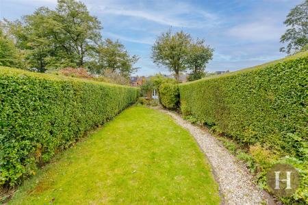 Hadleigh Estate Agents-55.jpg