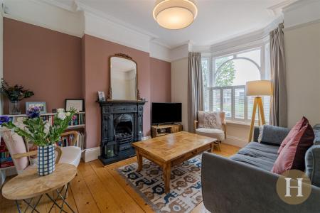 Hadleigh Estate Agents-1.jpg