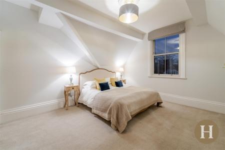 Hadleigh Estate Agents-96.jpg