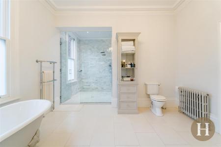 Hadleigh Estate Agents-54.jpg