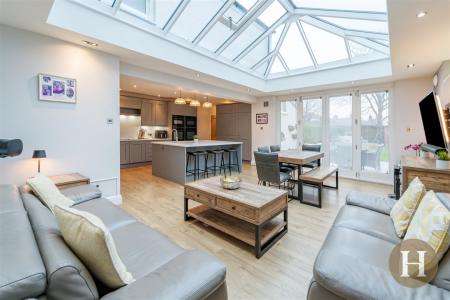 Hadleigh Estate Agents-24.jpg