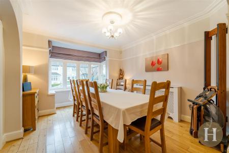 Hadleigh Estate Agents-7.jpg