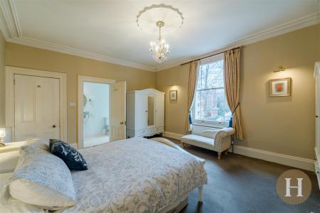 Hadleigh Estate Agents-54.jpg