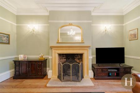 Hadleigh Estate Agents-18.jpg