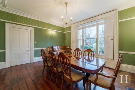 Hadleigh Estate Agents-2.jpg