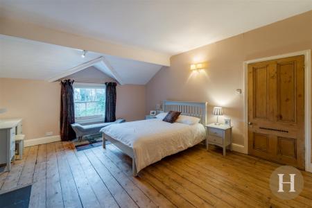 Hadleigh Estate Agents-60.jpg