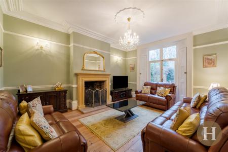 Hadleigh Estate Agents-14.jpg