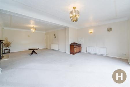 Hadleigh Estate Agents-10.jpg