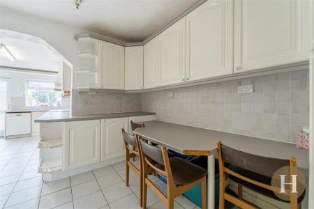 Hadleigh Estate Agents-15.jpg