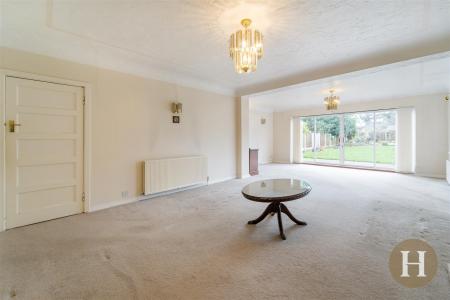 Hadleigh Estate Agents-8.jpg