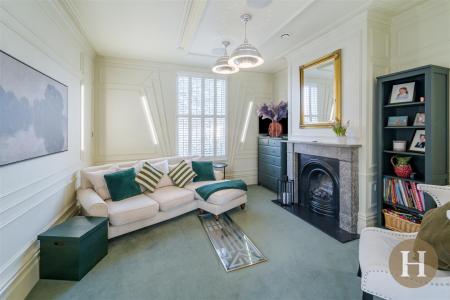 Hadleigh Estate Agents-30.jpg