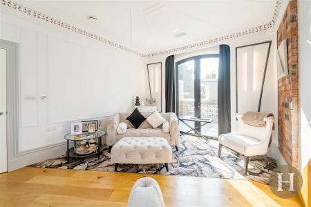 Hadleigh Estate Agents-13.jpg