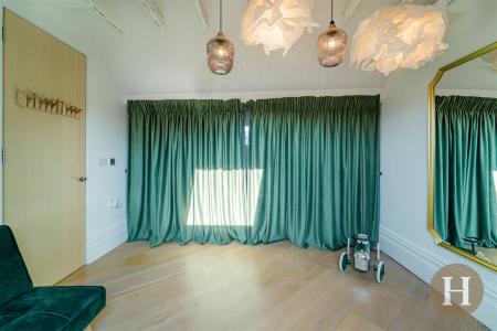 Hadleigh Estate Agents-78.jpg