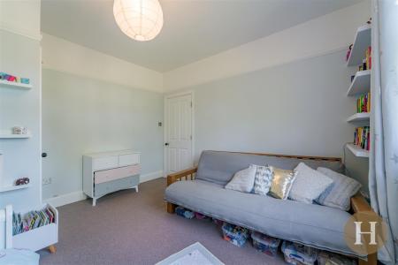 Hadleigh Estate Agents-26.jpg