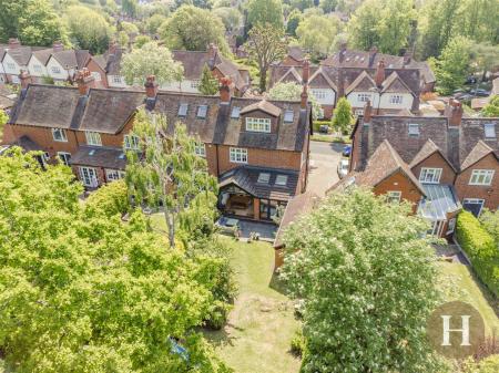 Hadleigh Estate Agents-59.jpg