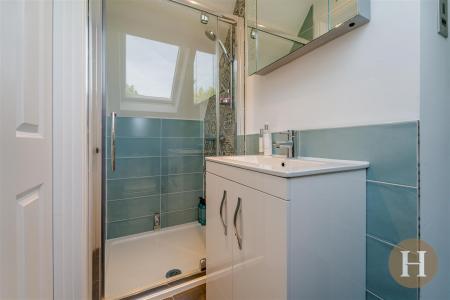 Hadleigh Estate Agents-33.jpg