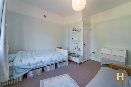 Hadleigh Estate Agents-27.jpg