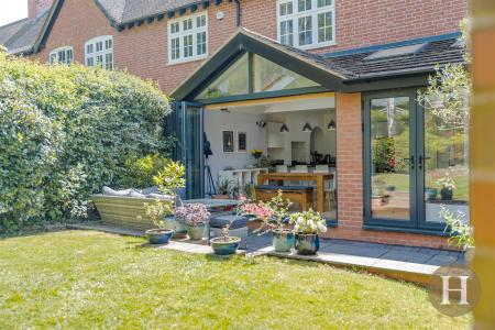 Hadleigh Estate Agents-46.jpg