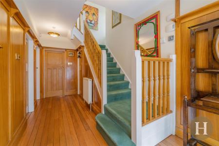 Hadleigh Estate Agents-73.jpg