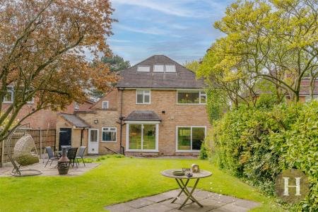 Hadleigh Estate Agents-59.jpg