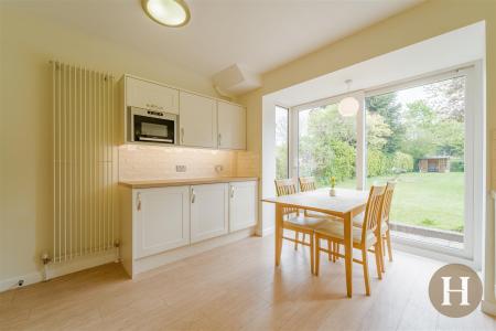 Hadleigh Estate Agents-2.jpg