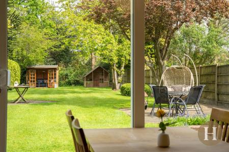 Hadleigh Estate Agents-47.jpg