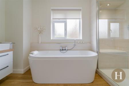 Hadleigh Estate Agents-12.jpg