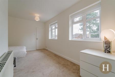 Hadleigh Estate Agents-19.jpg