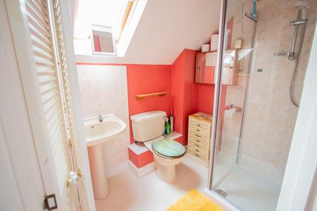 Ensuite shower room