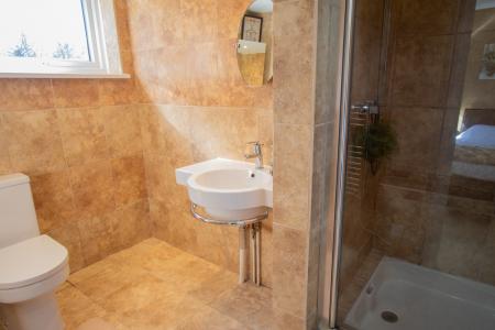 Ensuite shower room