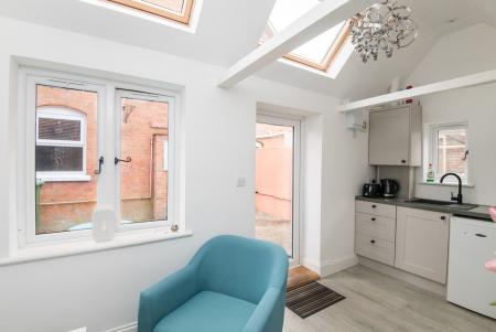 Annexe living/kitchen