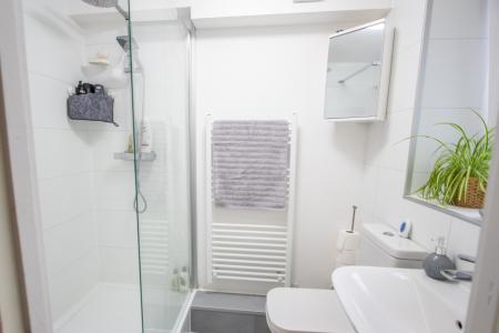 Ensuite shower room