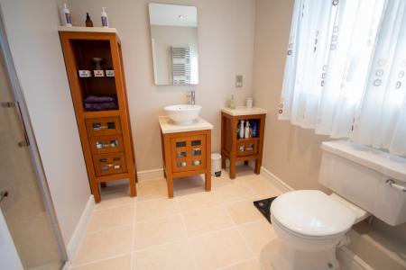 Ensuite